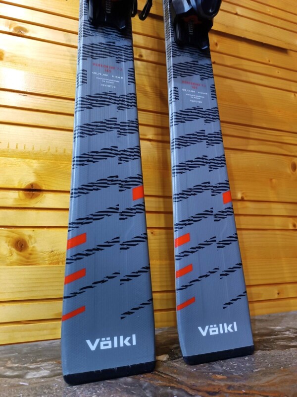 LYŽE VOLKL PEREGRINE 7.2 ANTHRAZIT 172CM --MODEL 2025--